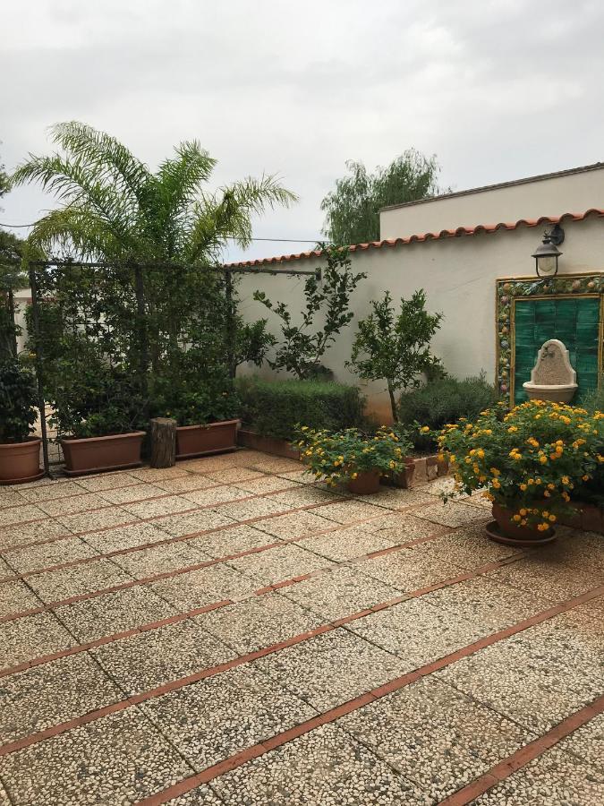 Holiday & House - Imparato Carini Costa Verde Luaran gambar