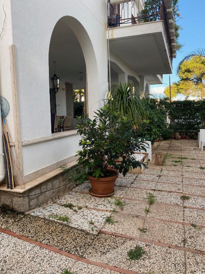 Holiday & House - Imparato Carini Costa Verde Luaran gambar